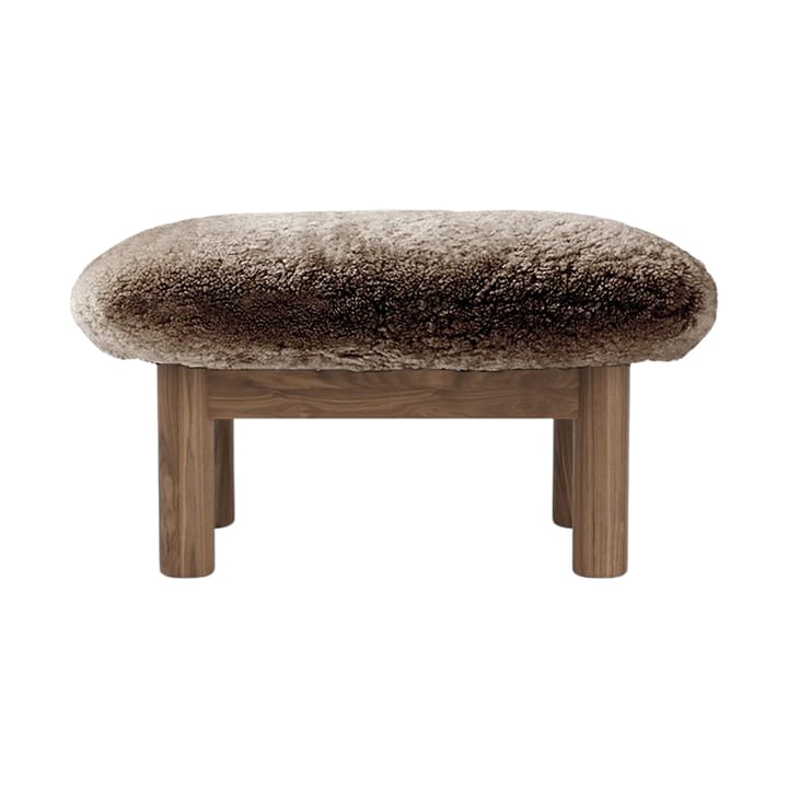 Brasilia fodskammel, Walnut-Sahara sheepskin curly Audo Copenhagen