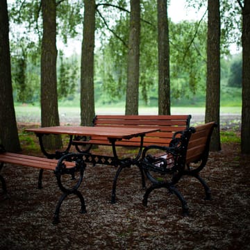 Byarum lænestol - Brunlaseret fyr, råt aluminiumstativ - Byarums bruk