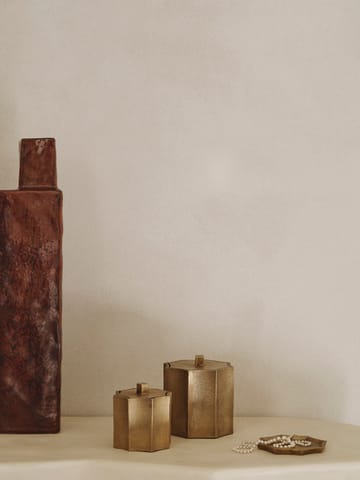 Otte duftlys 23 h - Brass finish - ferm LIVING