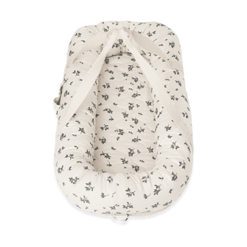 Blueberry satin quiltet babynest - 43x87x16 cm - Garbo&Friends