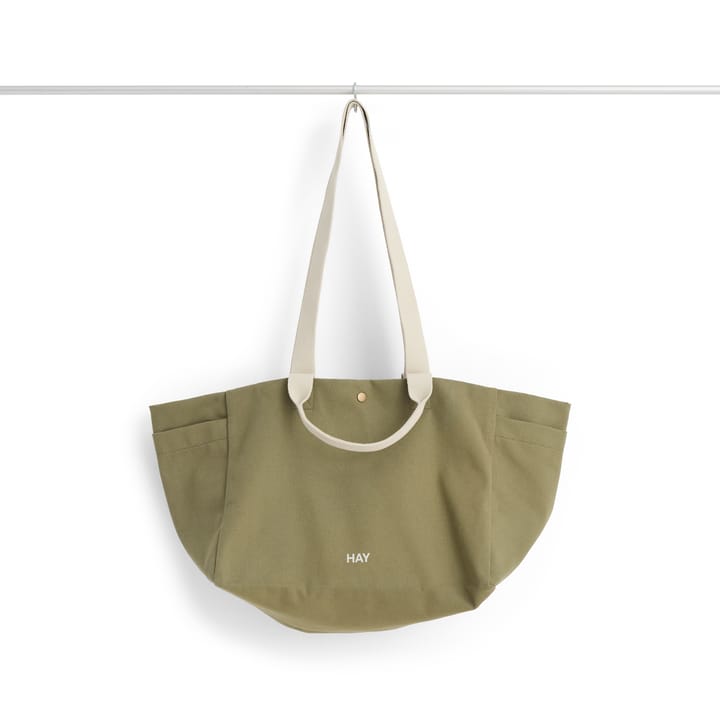 Weekend Bag No 2 taske S 26x56 cm - Olive - HAY