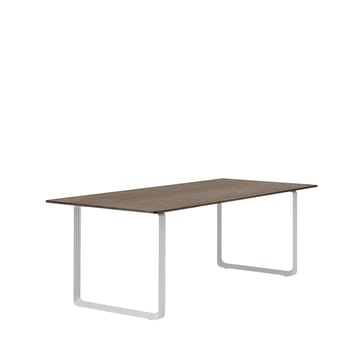 70/70 spisebord 225x90 cm - Solid Smoked Oak/Grey - Muuto