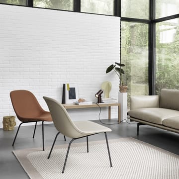 Fiber Lounge stol med stålben - cognac, sort - Muuto