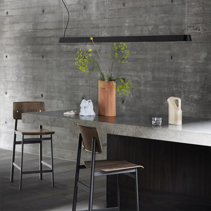 Loft barstol - black, lav, sort understel i stål - Muuto