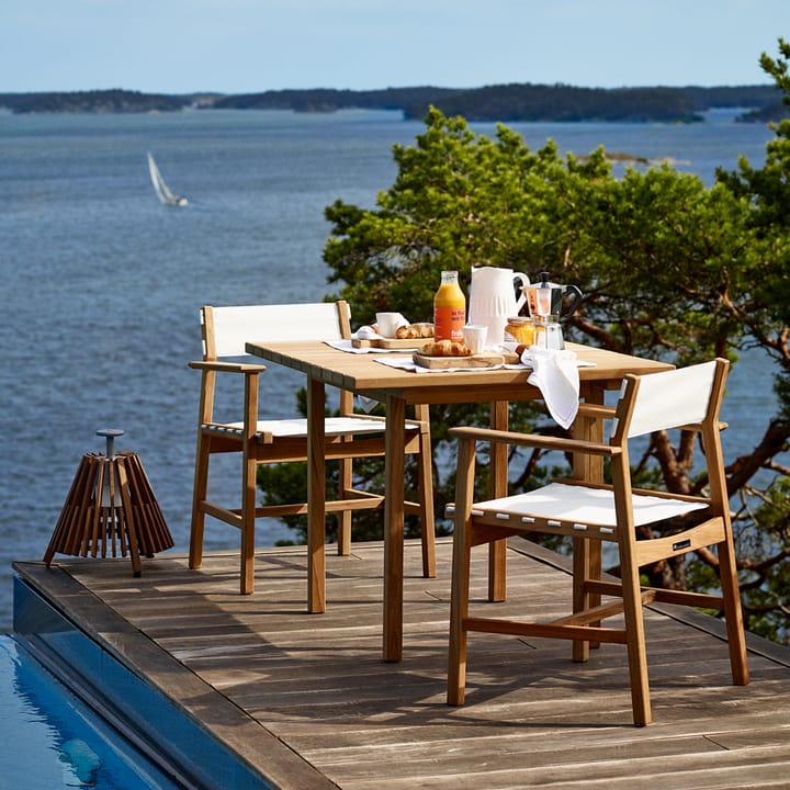 Djurö Spisebord rundt Ø110 cm, Teak Skargaarden