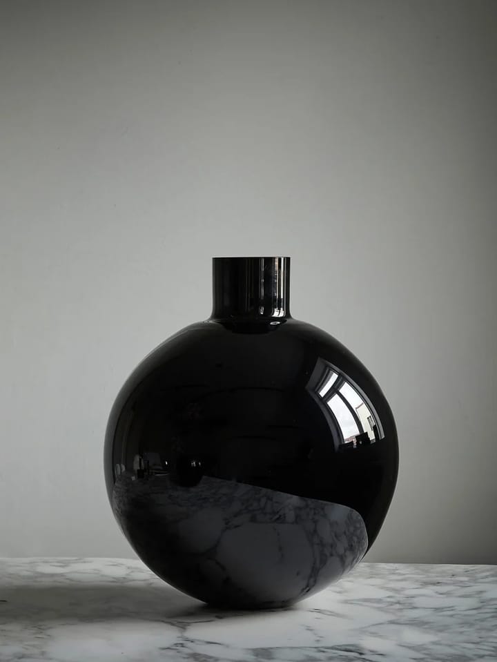 Pallo vase, Sort 37 cm Skrufs Glasbruk