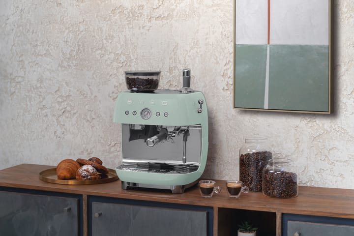 Smeg 50's Style espressomaskine med kaffekværn - Pastelgrøn - Smeg