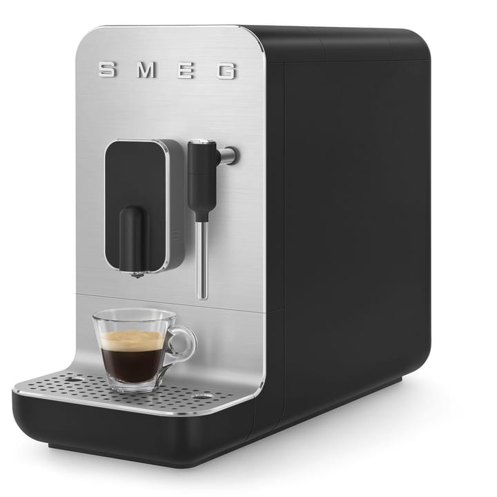 Smeg espressomaskine med dampdyse automatisk - Sort - Smeg