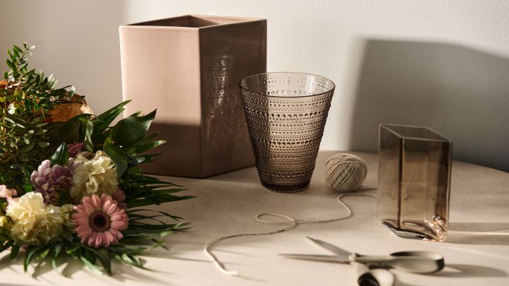 Gaveguide og gavetips hos Nordic Nest. Her vaser fra Iittala.