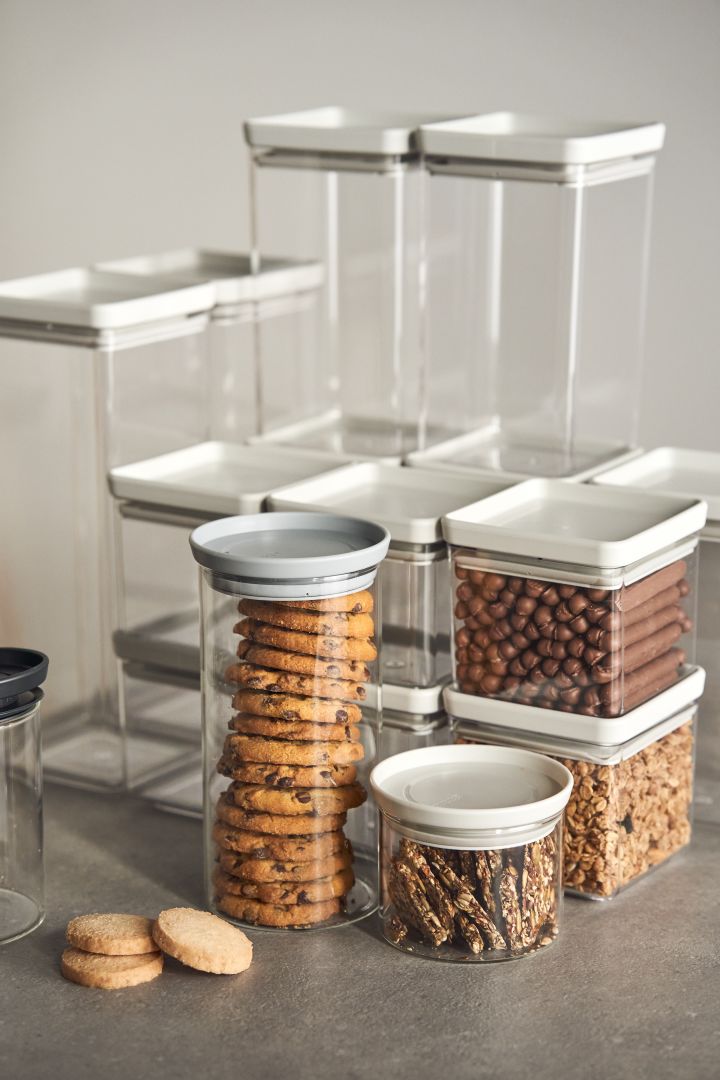 Organiser spisekammeret med Brabantias smarte og stilede opbevaringsglas for en nemmere hverdag.